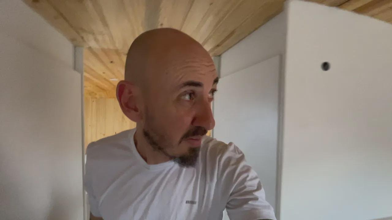 Unser Bus wird zum coolen Wohnmobil