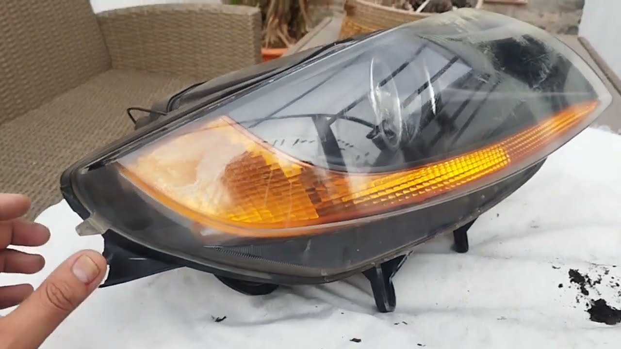 CAMBIAR BOMBILLAS Z4 BMW