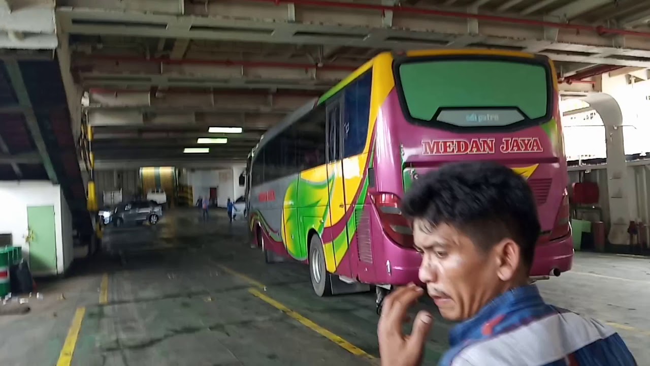 Bus Mania//Bus PO Medan Jaya  Naik Kapal Ferry Jum'at 6 November 2019