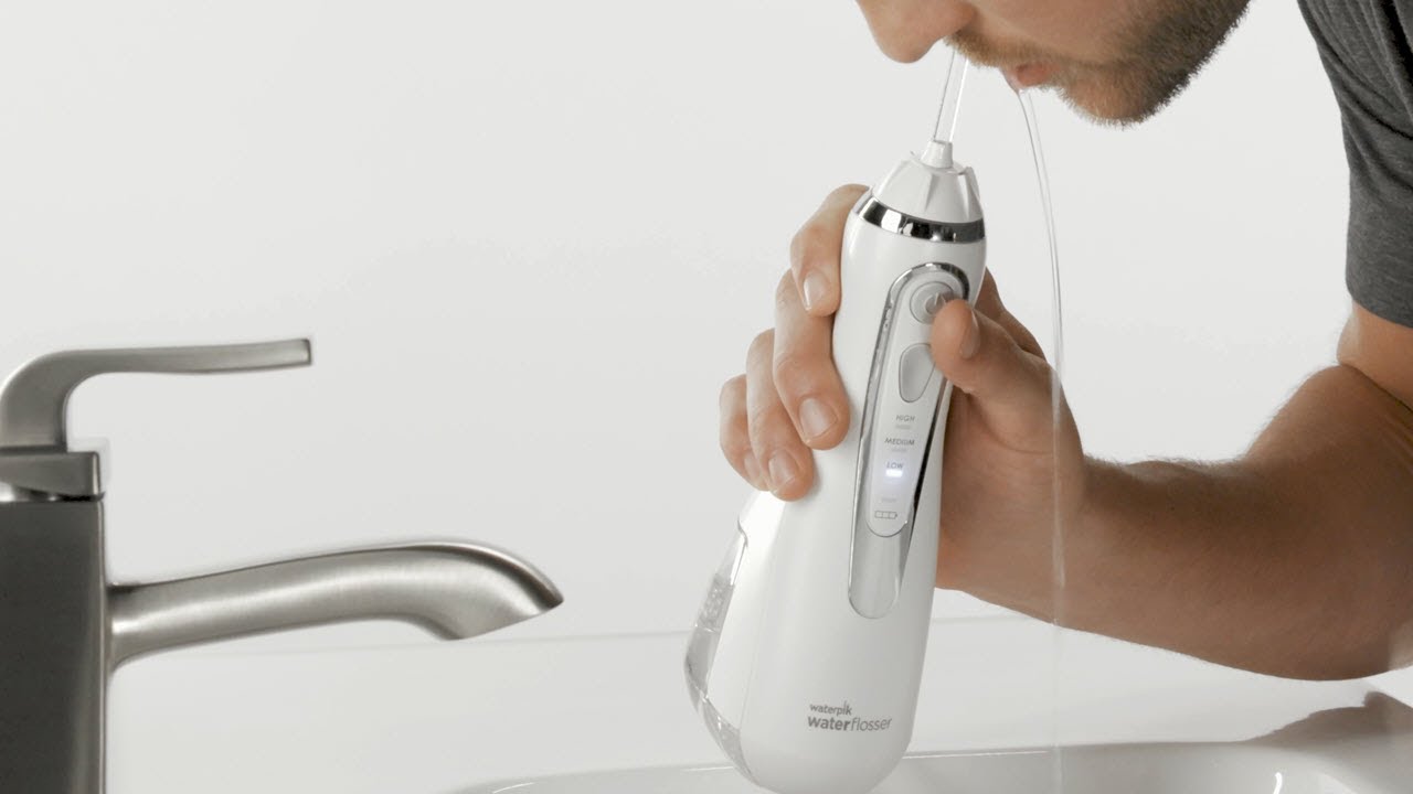 How to Use the Waterpik&trade; Cordless Advanced Water Flosser (WP-560)