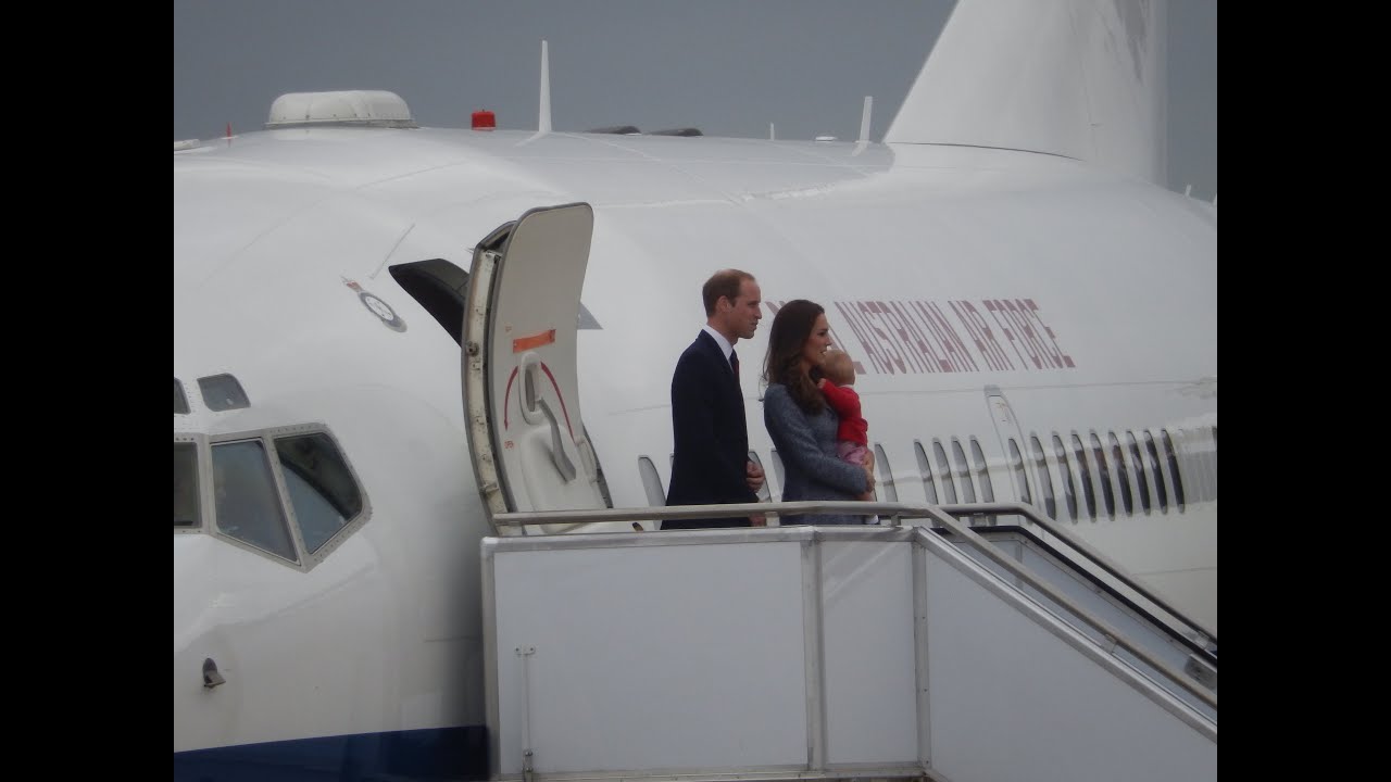 End of 2014 Royal Visit to Australia - Airport Farewell in Canberra