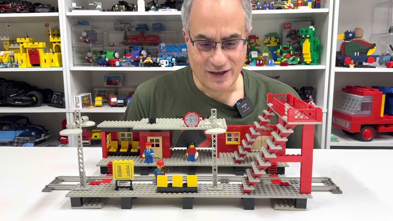 LEGO Set 7822 Train Station - I broke a 42 year old set