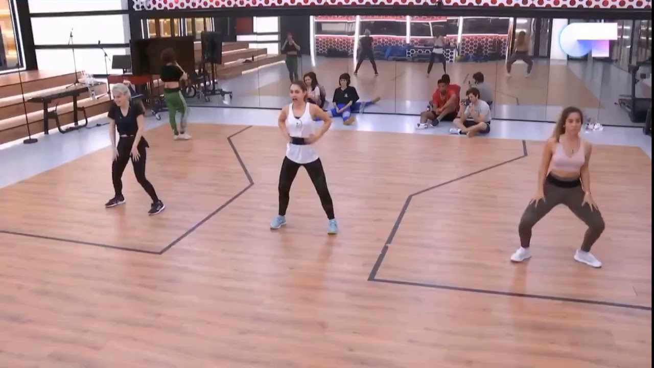 JULIA, SABELA y ALBA bailando TAKI TAKI | OT 2018