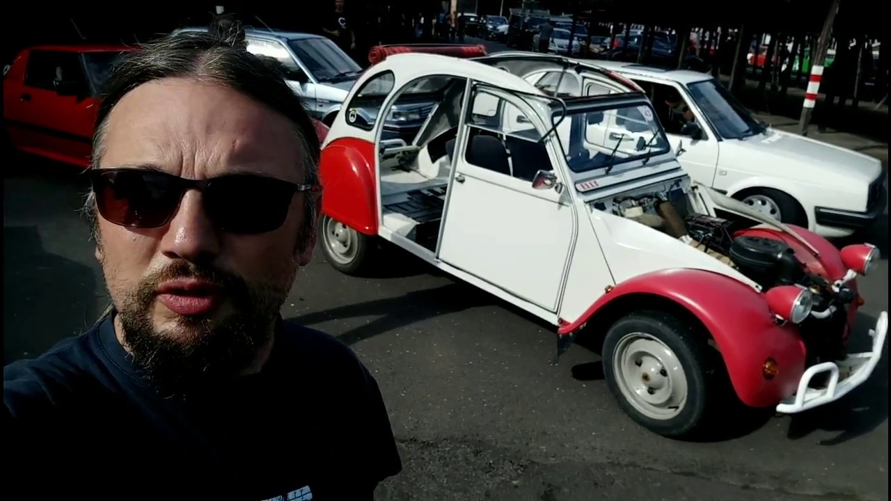 2CV hillclimb hoon at Retro Rides Gathering 2017