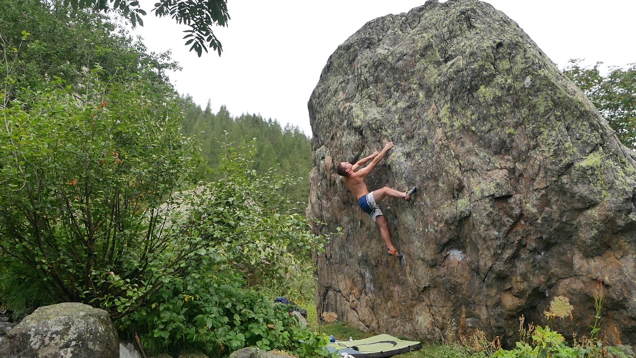 Summer bouldering around Chamonix - Pt. 3