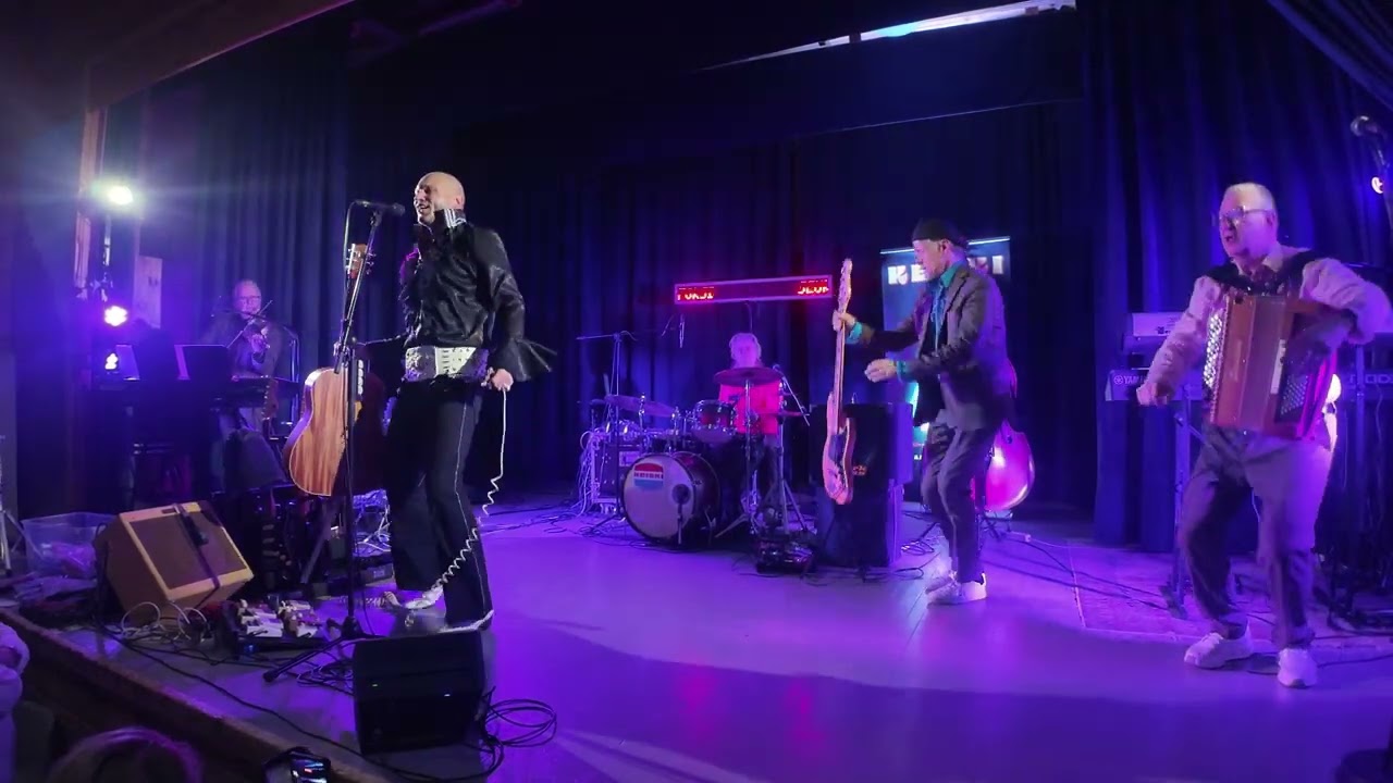 Dimitri Keiski & ENO - Get on, Rehtorin luiseva Salli, Baby shake, Rock And Roll