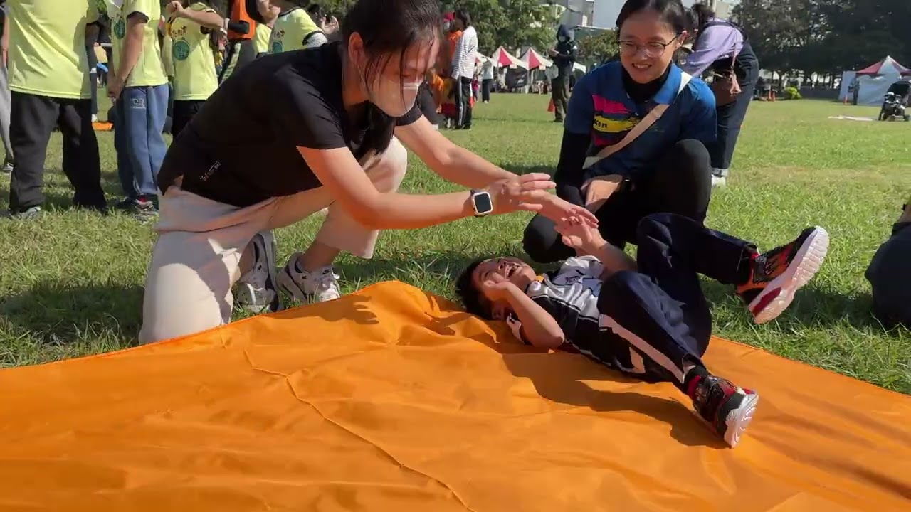 開心姊土豆弟，參加113年幼兒運動會