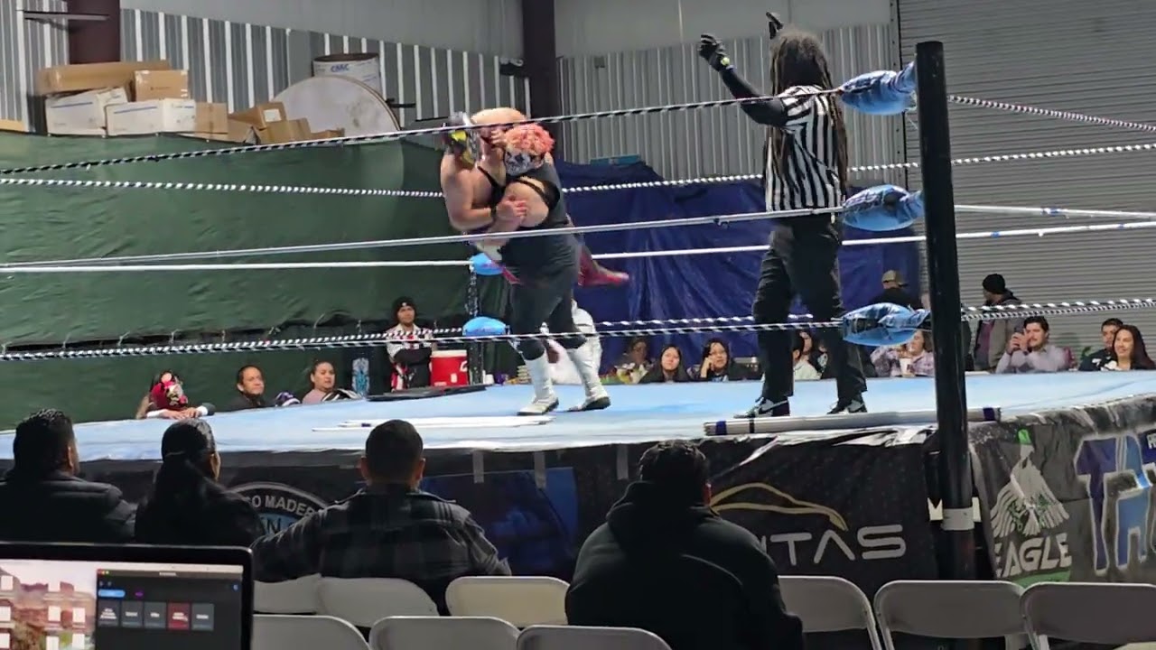 LLanos promocion:Lucha Extrema  Aihjado de Muerte  vs Calavera Diamante vs Aero Crab 