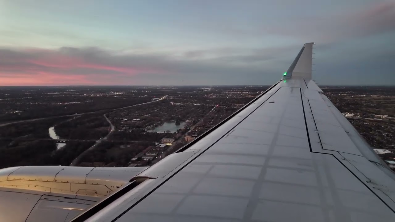 American E175 Sunset Landing in Chicago