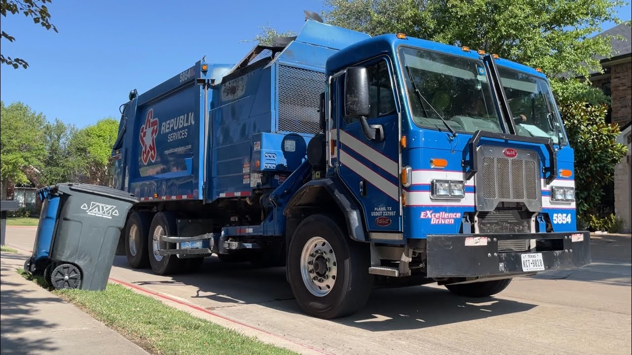 Republic Services: Peterbilt 320 Heil Python ASL Garbage Trucks