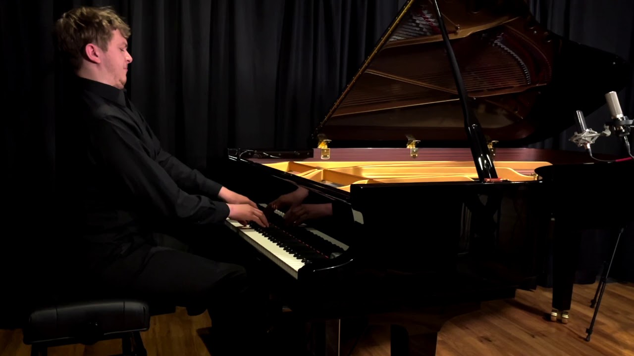 Yamaha S7X Grand Piano Demonstration - J.S. Bach: Toccata in F-Sharp Minor, BWV 910 (excerpt)