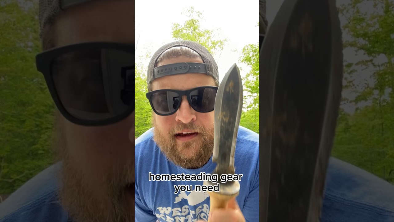 You need a hori hori. Homesteading gear you need edition #horihori #homesteadinglife