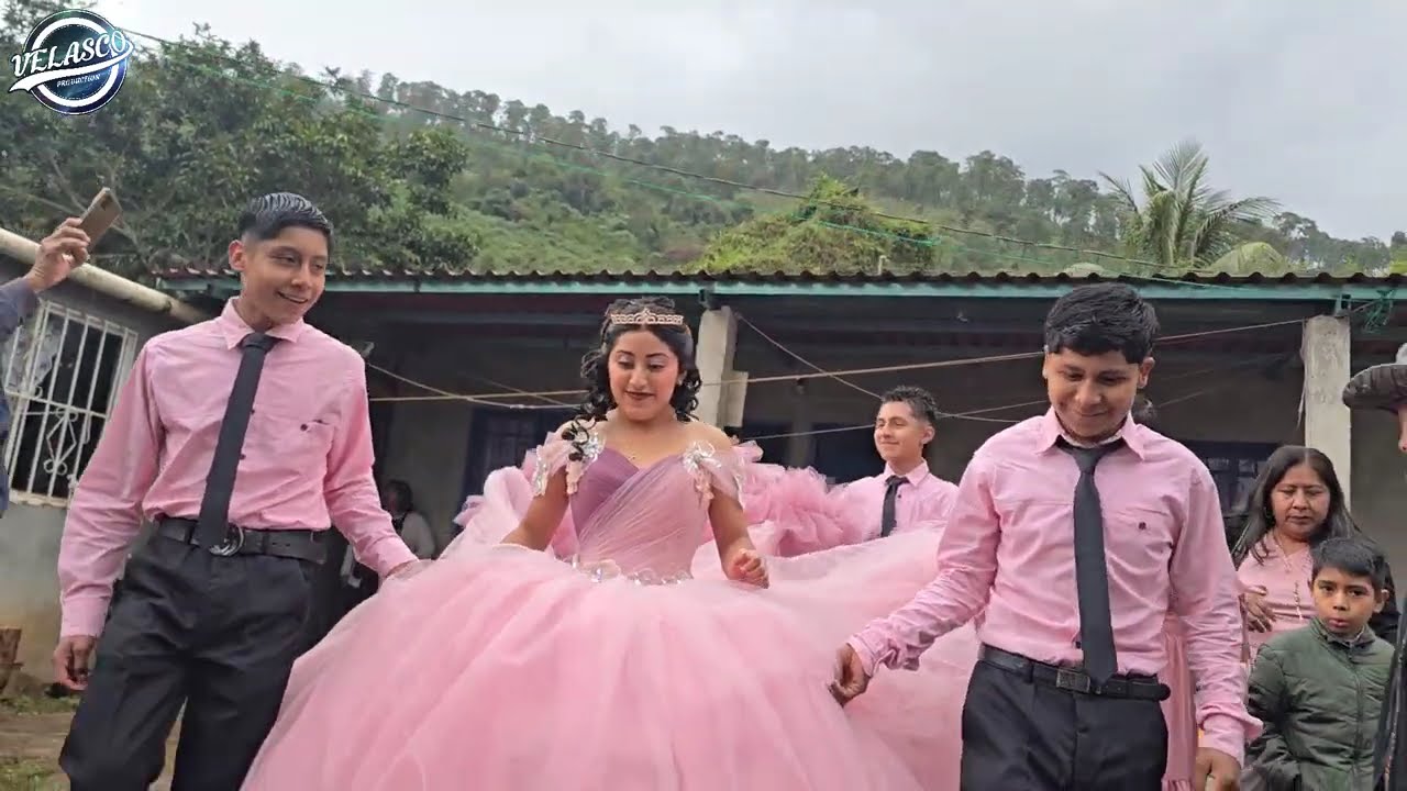 Los XV años de Viviana: así se vivió esta gran celebración desde el pueblo de Santo Domingo Latani