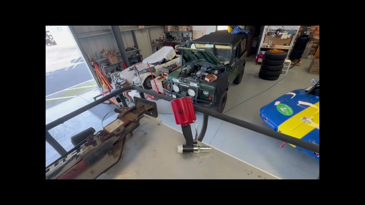 Land Rover 4.2L Defender110 Job; Shocks/Rivets/Oil PSI