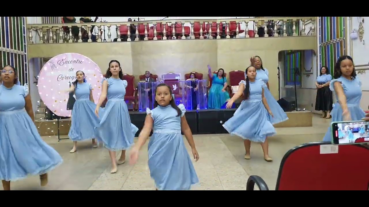 Grupo LACAE - O Leão e o Cordeiro.