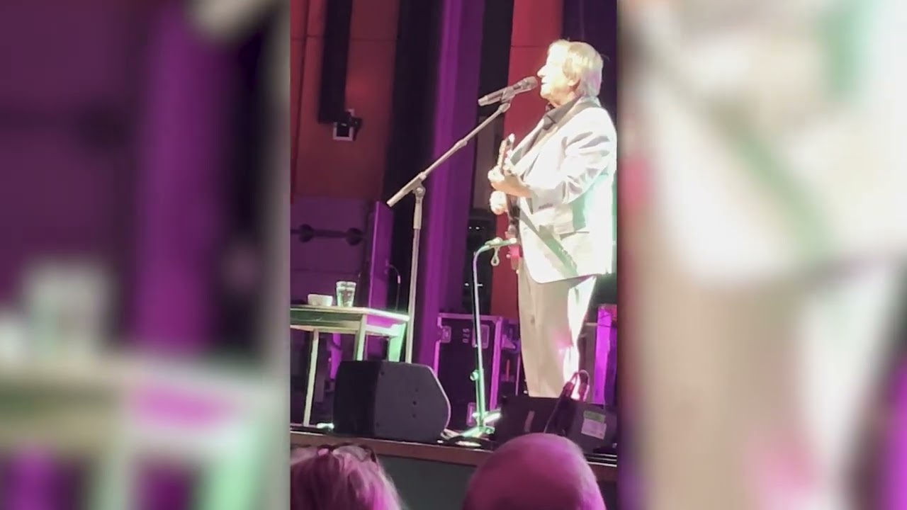 Chris De Burgh  - Missing You (Live)