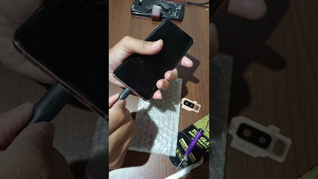 Ganti lcd s9+