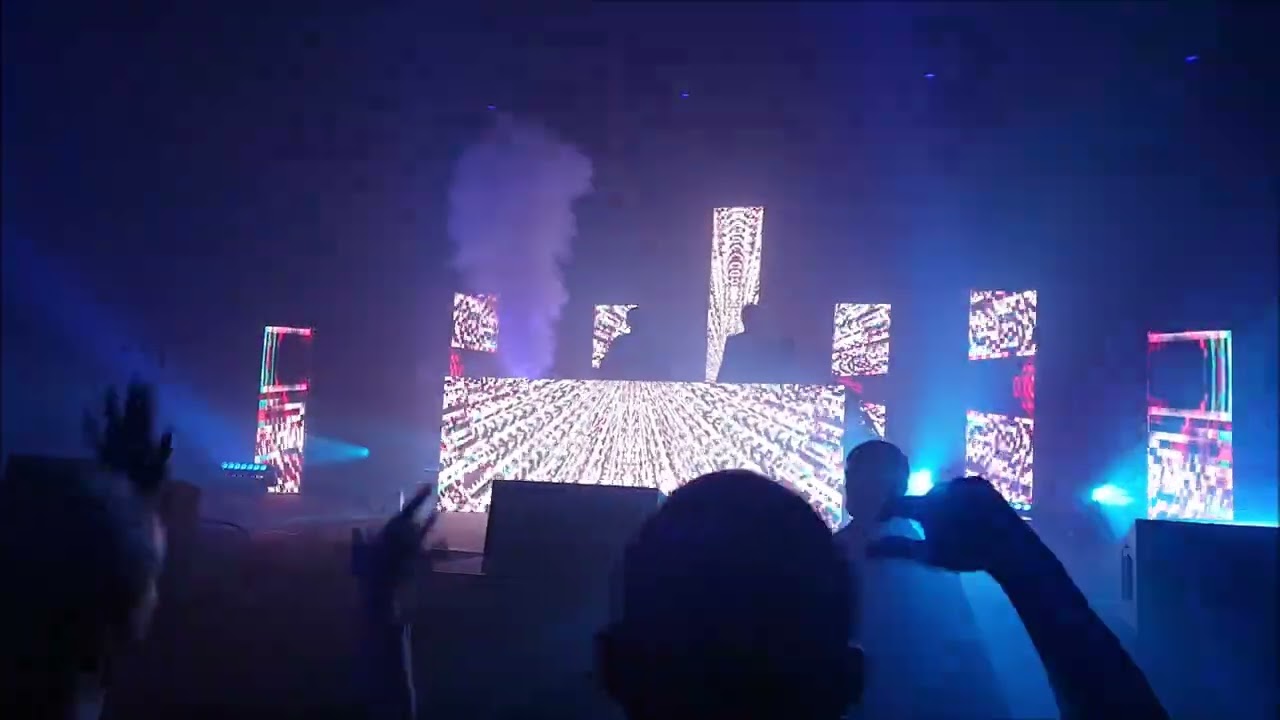 2ManyDJs with Malfi - 28th February 2025 - Shed 6, Wellington, New Zealand