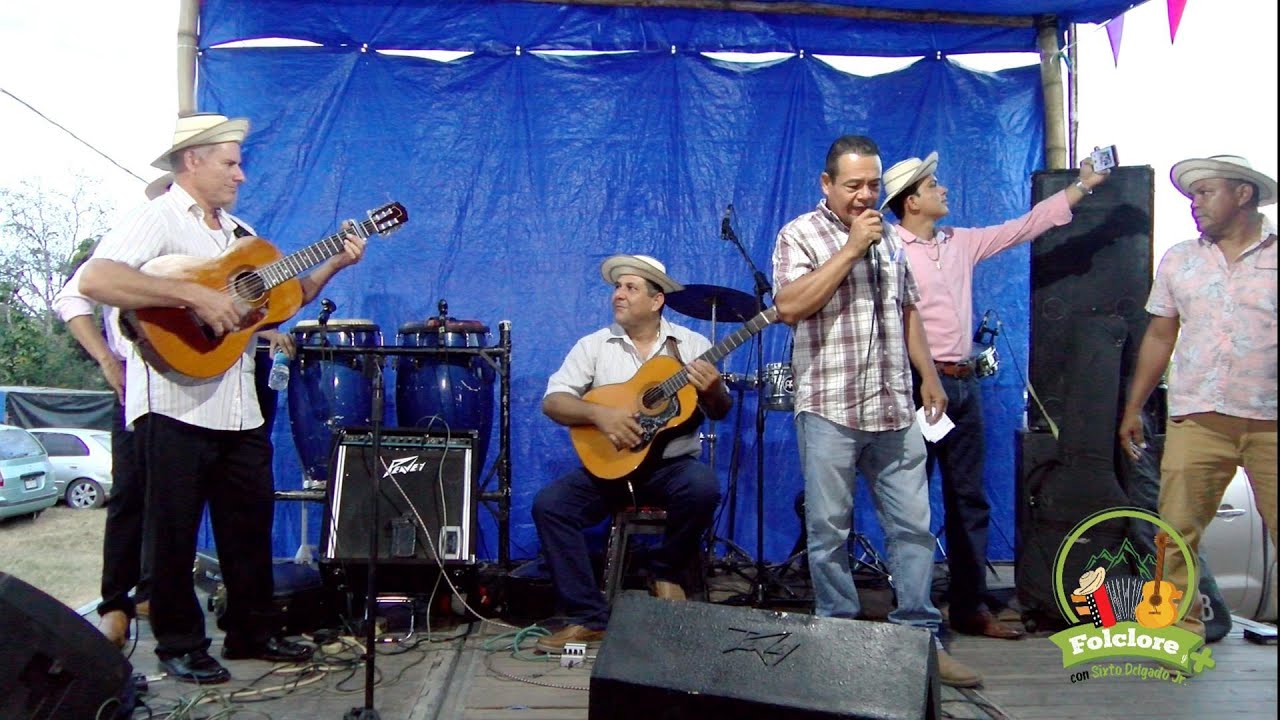 CANTADERA PRESENTACION CHAVELO URE&Ntilde;A POTUGUILLA DE PARITA