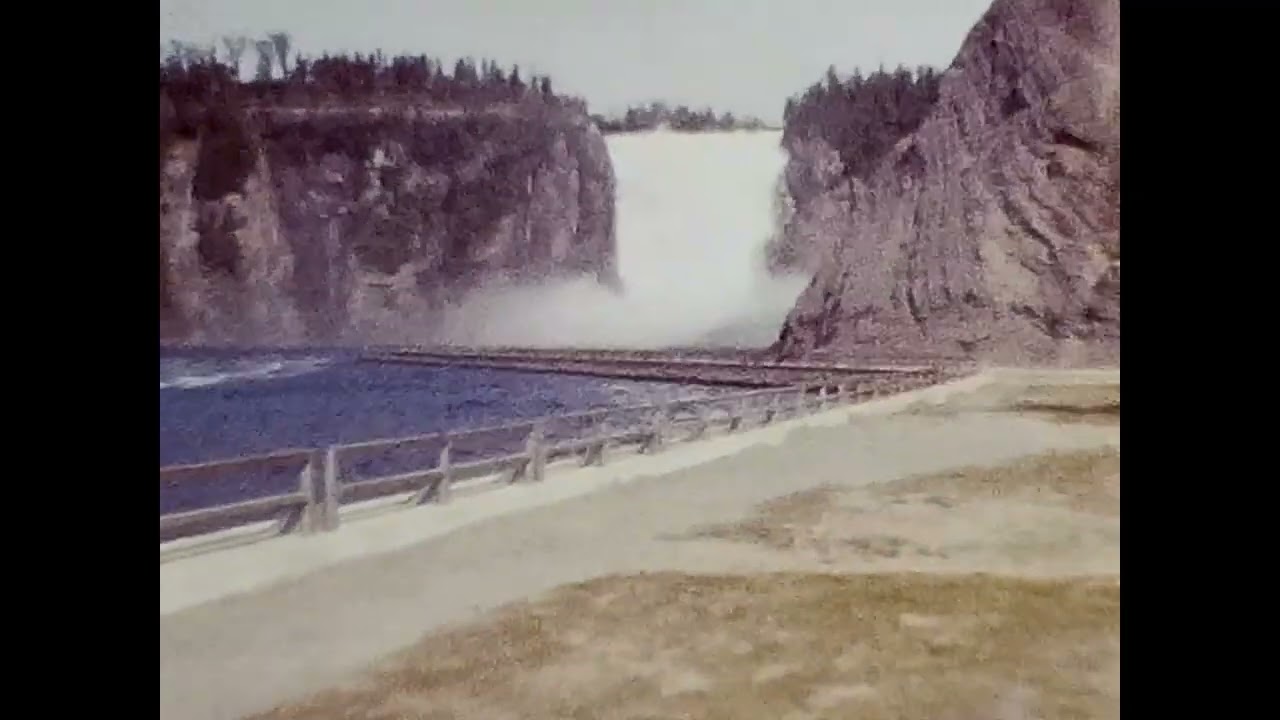 CHUTES MONTMORENCY , ÎLE D'ORLÉANS 1974