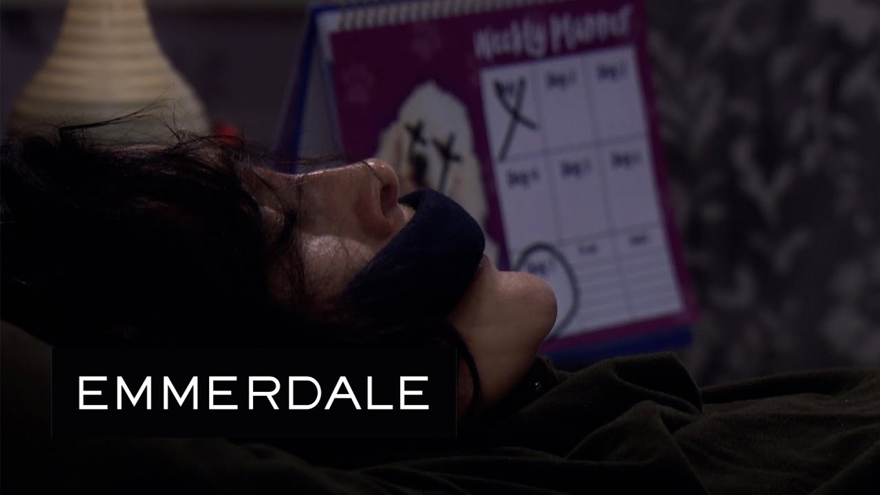 Emmerdale - Meena Drugs Manpreet With the Intent to Kill Her