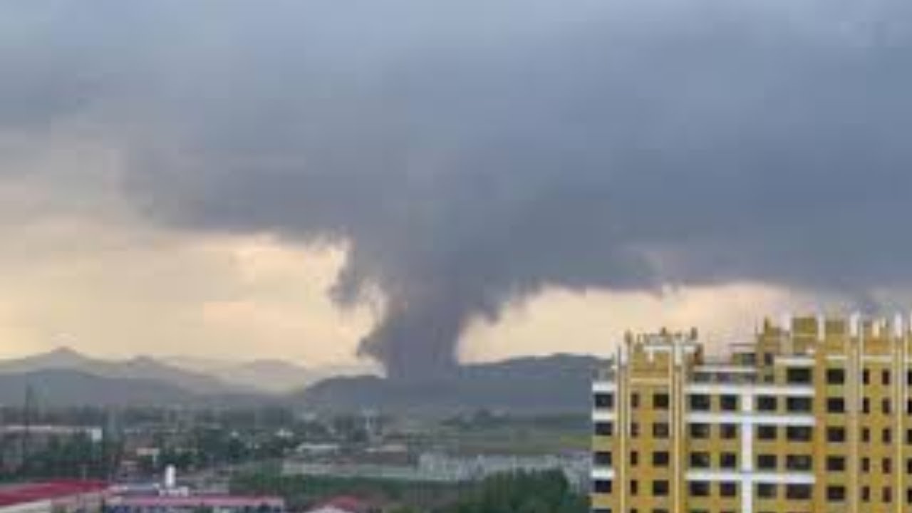 Extreme Weather Hits China's Industrial Heartland: Guangzhou's Deadly Storm