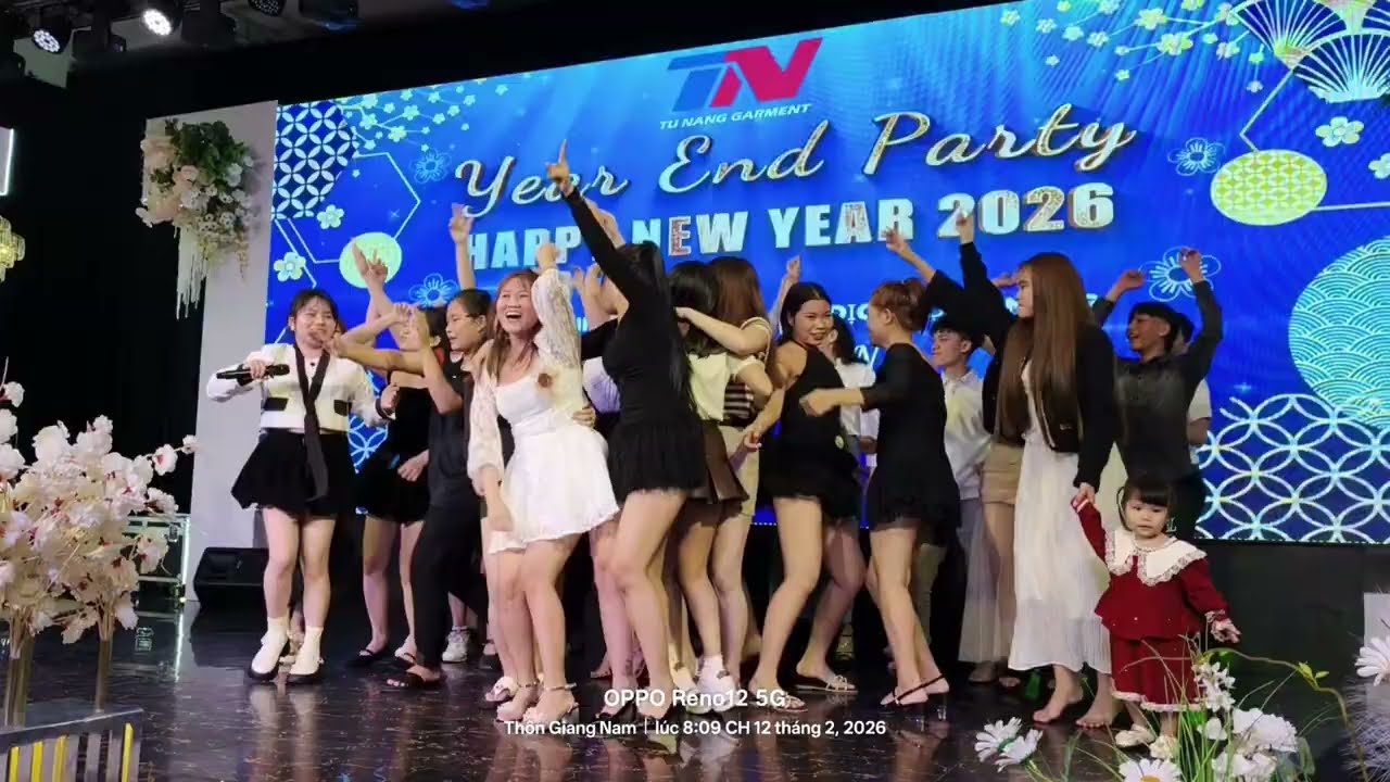 Tất Niên Công Ty 2025