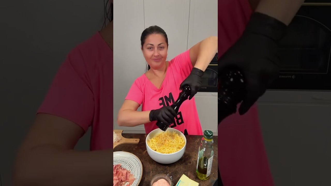 Nu exista PLACINTA DE CARTOFI LA TIGAIE mai delicioasa ca asta! 🥧 Vezi reteta Gabrielei Cristea