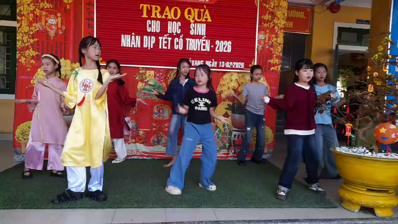 Làm gì phải hốt_ Lớp 5/2