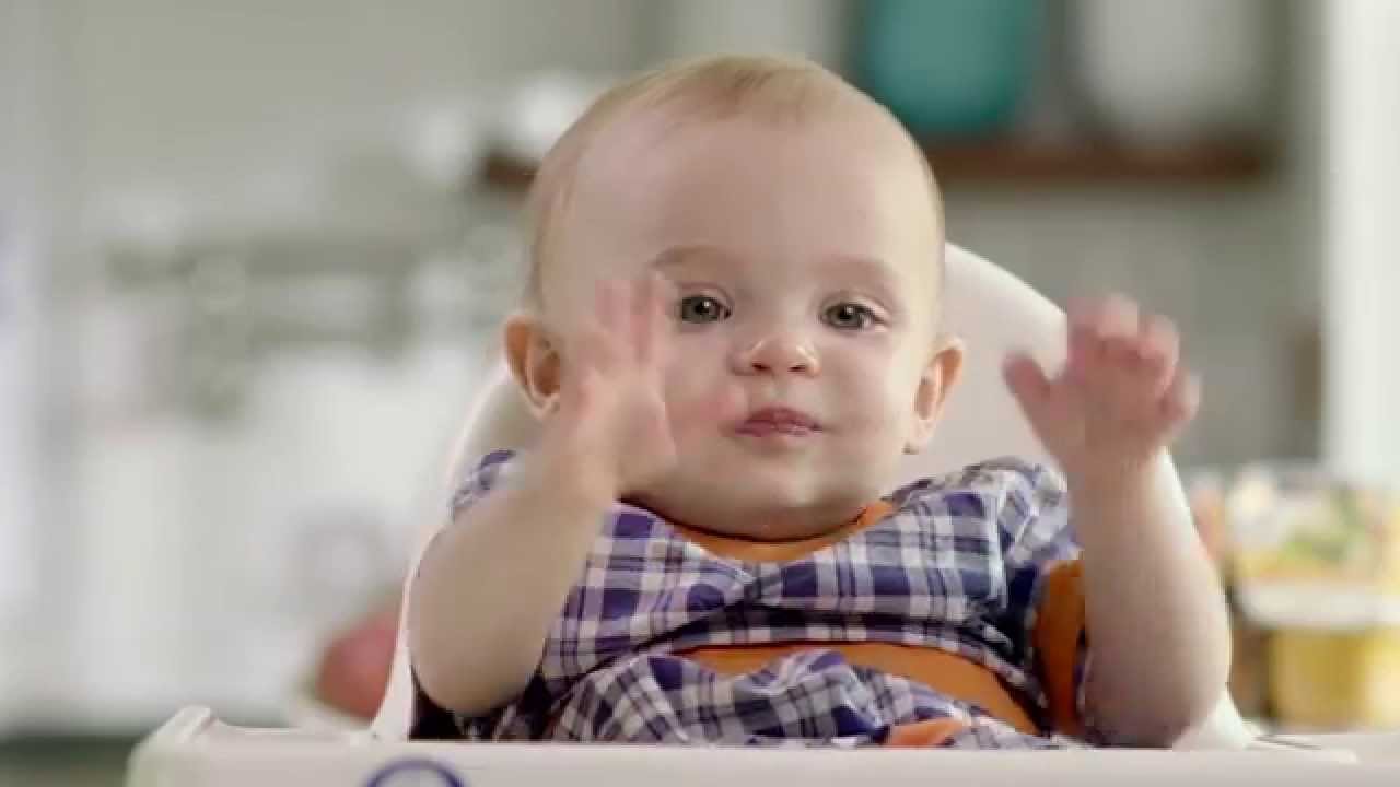 Spokesbaby Grace Tries 3rd Foods Lil’ Bits with a Gerber Expert!