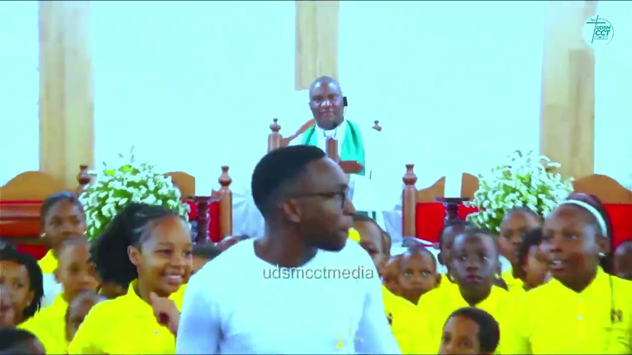 WATOTO WALIVYOIMBA VIZURI SANA KATIKA SIKUKUU YAO YA MIKAELI NA WATOTO. SEPTEMBER 29.2024.