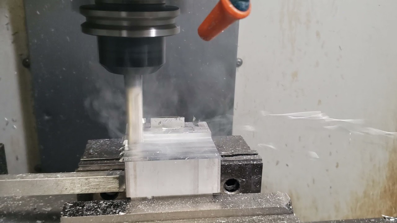 Milling 7075 aluminium in dry.