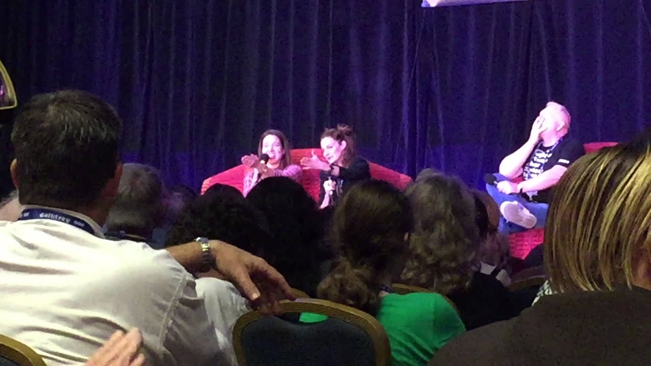 Michelle Gomez on what it felt like to kiss Peter Capaldi (Gallifrey One 2016)
