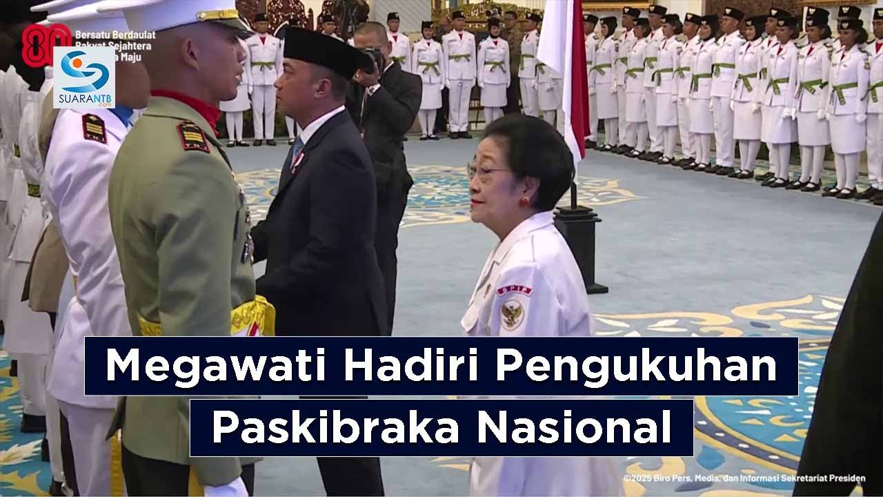 Megawati Hadir pada Pengukuhan Paskibraka Nasional di Istana Negara