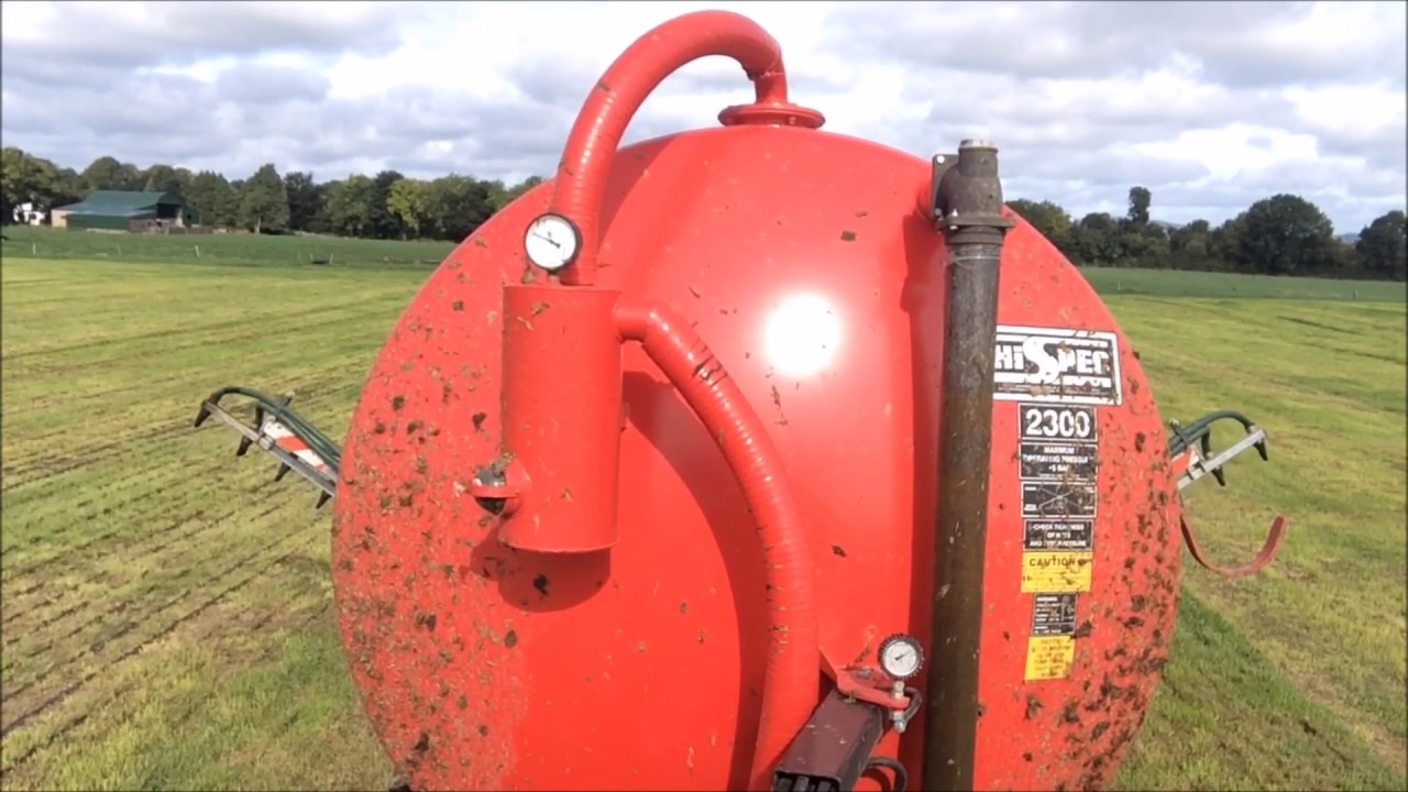 Spreading Slurry 2018 With John Deere 6920 & HiSpec 2300