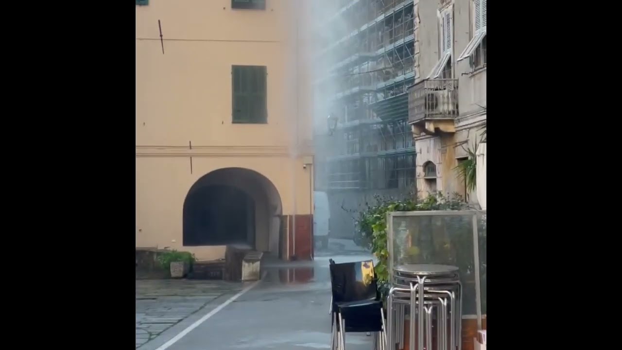 Taggia, geyser in piazza Farini