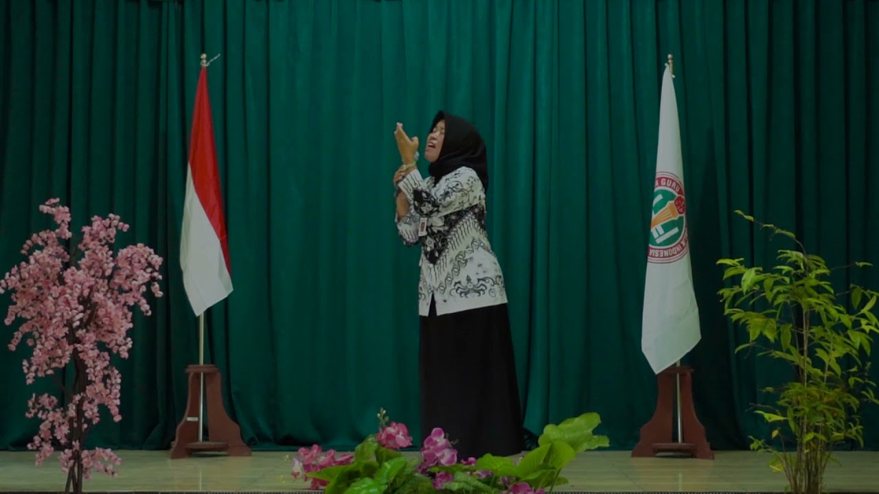 LOMBA SOLO VOKAL PGRI JATENG: RIRIH PRIHMIYATI (Kabupaten Wonogiri)