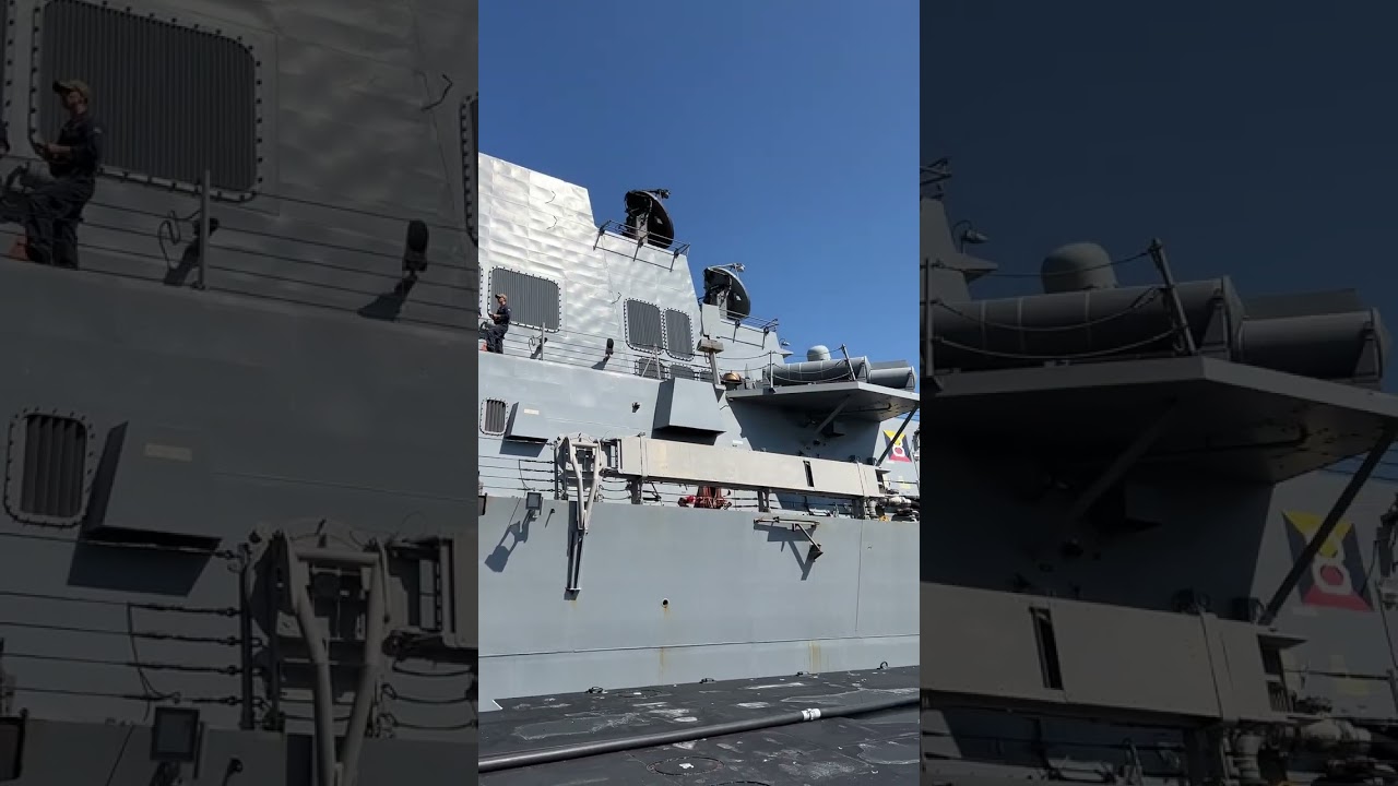 Военный корабль USS Paul Ignatius (DDG-117)