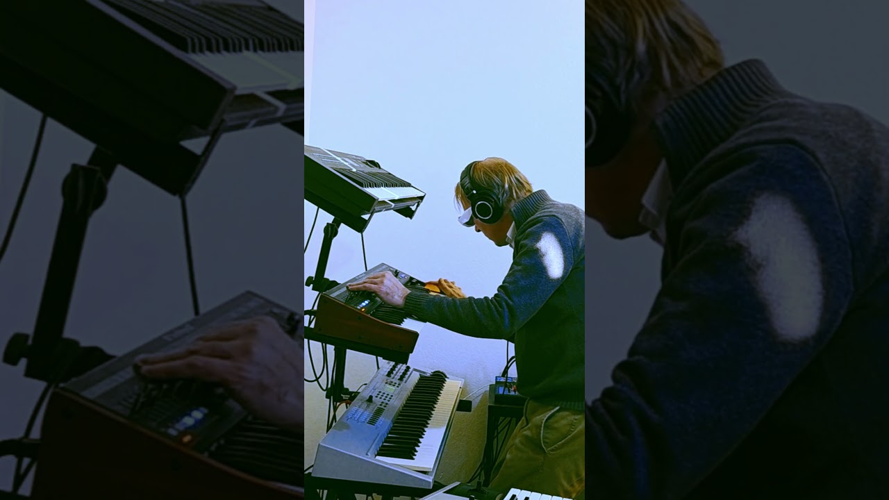 Ambient dreams and synthesizer drones #electronicmusic #ambient