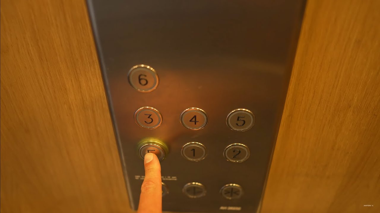 Sweden, Stockholm, 2X Amsler HISS elevator