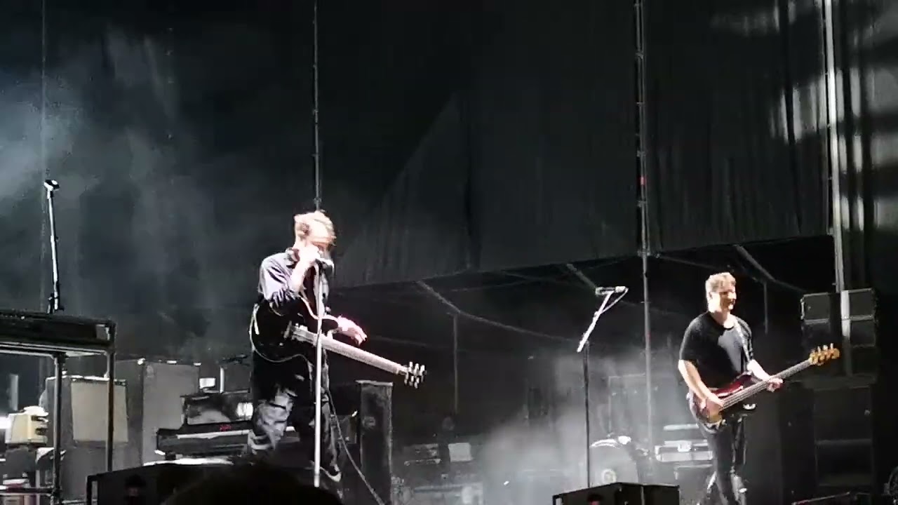 @editorsofficial - Smokers Outside The Hospital Doors (live @MadCoolFestivalOfficial Madrid)