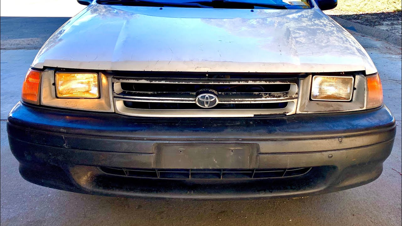 Una luz de mi carro brilla más que la otra @El Chano Jose