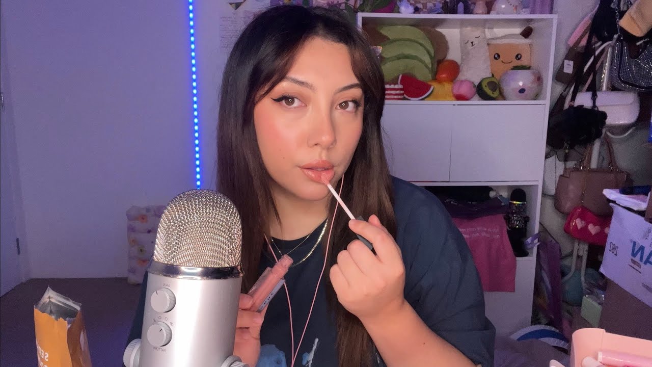 ASMR chill out with me 💛 ~doing my makeup + story time~ 🌻💄 | Whispered