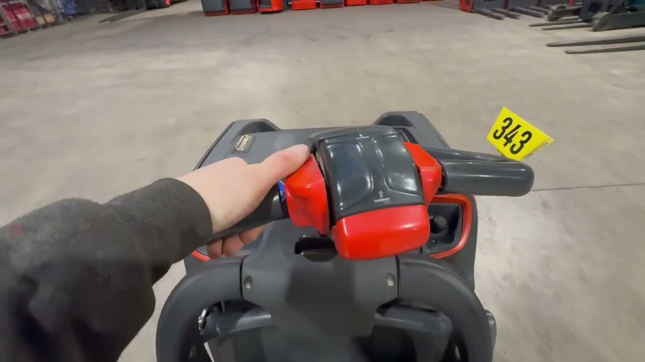 Nr. 343, Linde T20APB Niederhubwagen Funktionsvideo