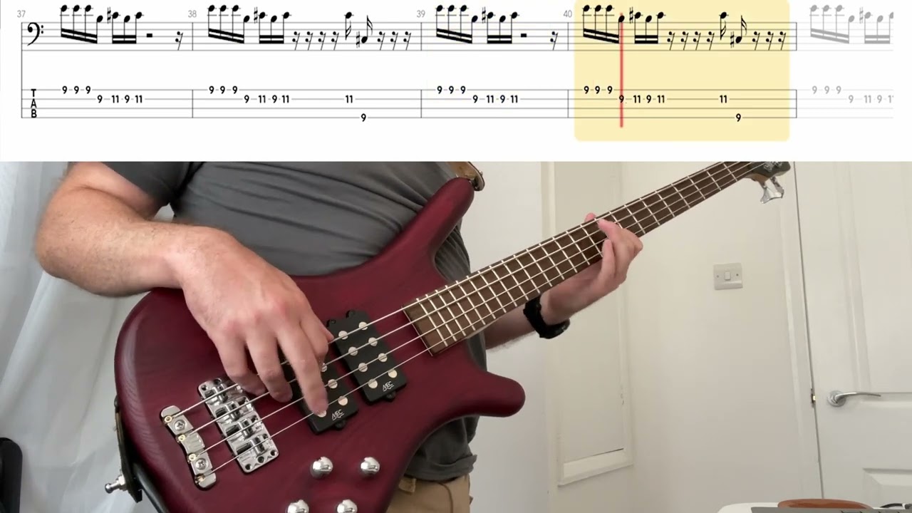 QOTSA - In the fade [Bass cover with play along tabs]