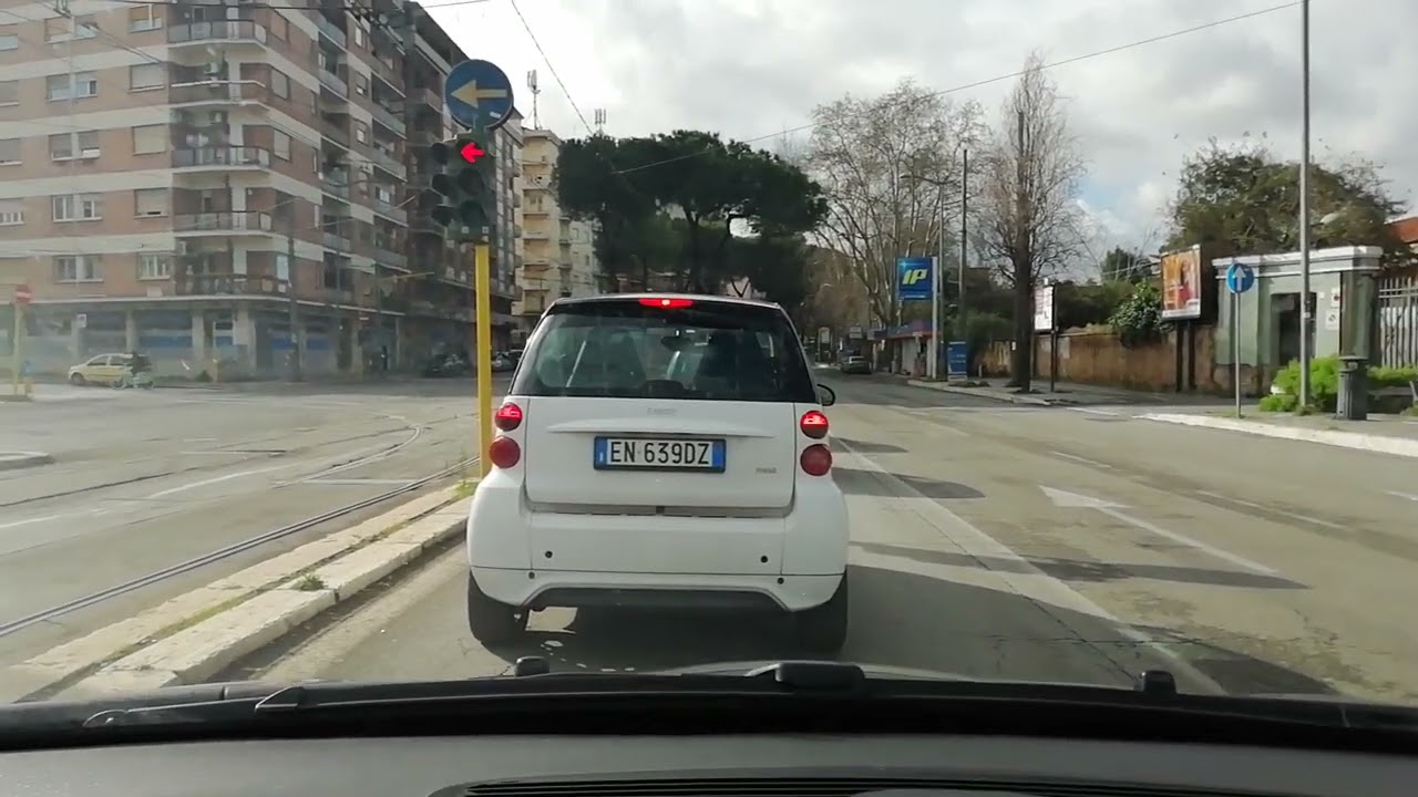 ROMA VIA PRENESTINA IN AUTO