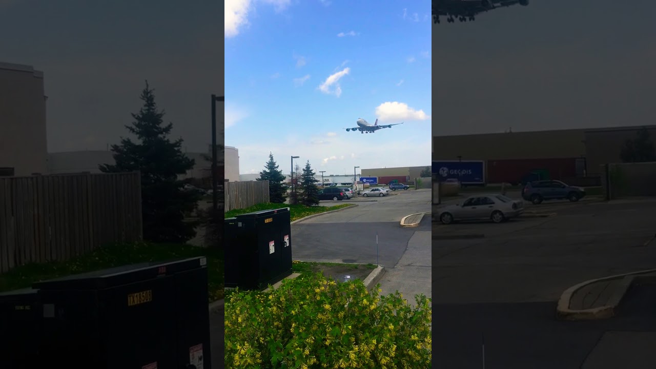 LH470 landing and AC872 departing from Toronto Pearson Intl&rsquo; Airport