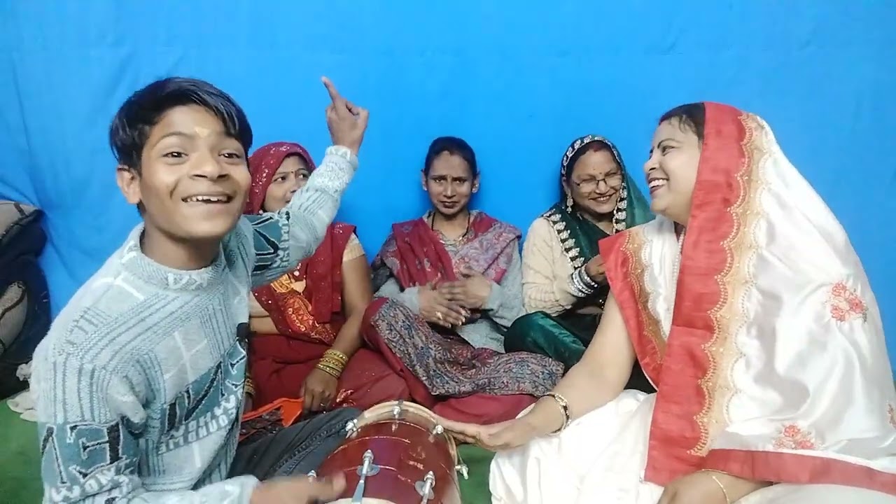 12साल के बच्चे ने गाया 
