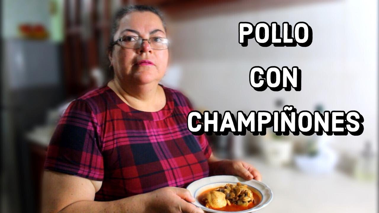 POLLO CON CHAMPIÑONES EN CHILE GUAJILLO