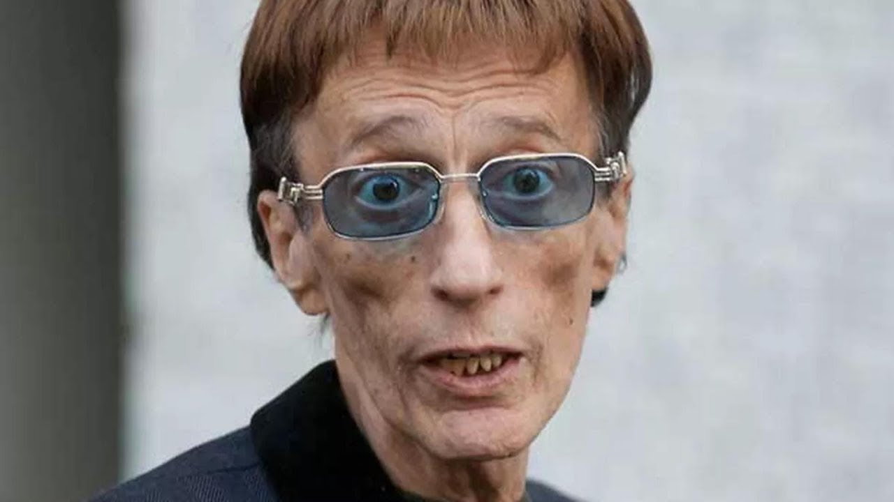 A los 61 años, Robin Gibb FINALMENTE admite lo que todos sospechábamos